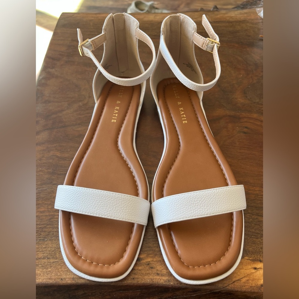 Kelly & Katie Sandals
